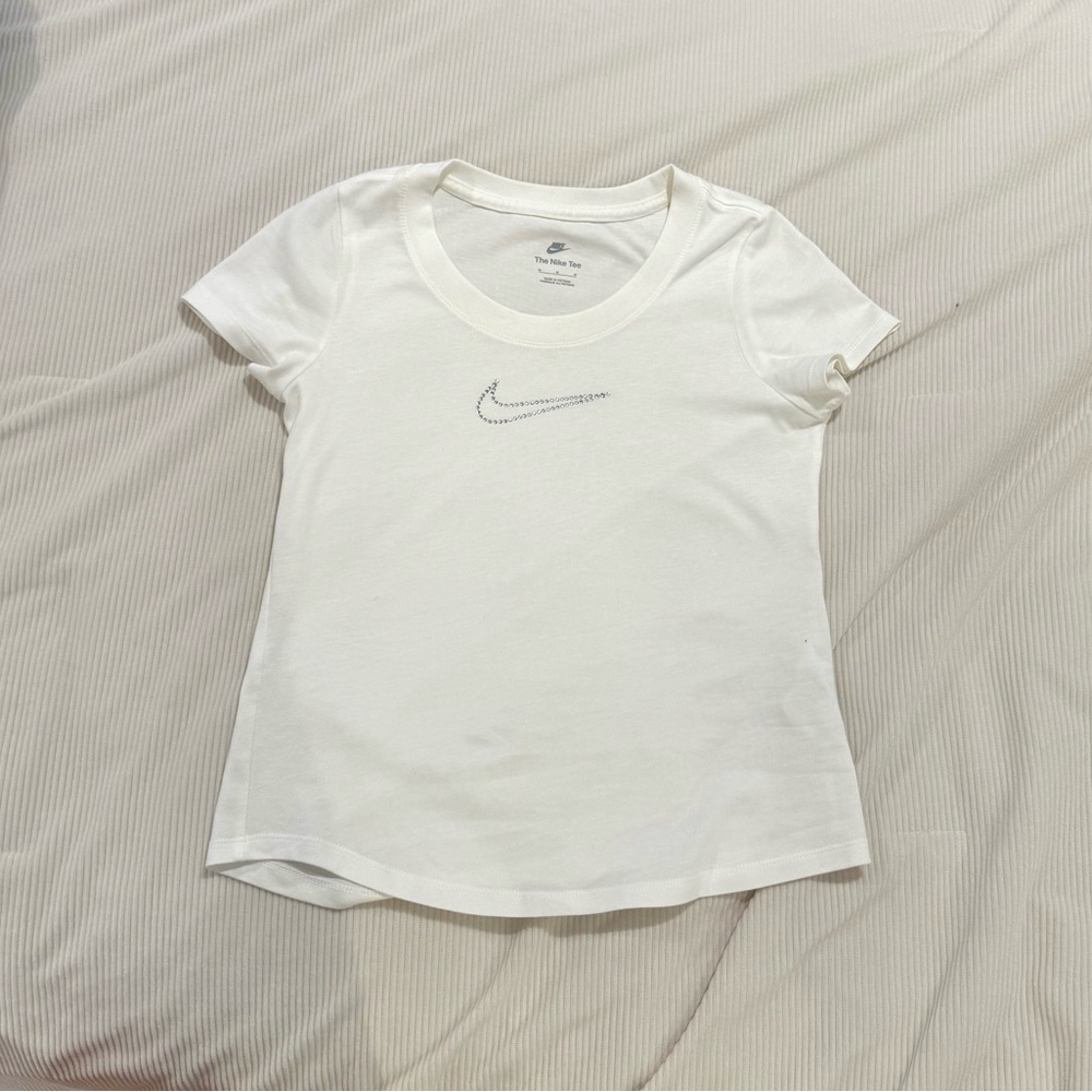 Nike tee
